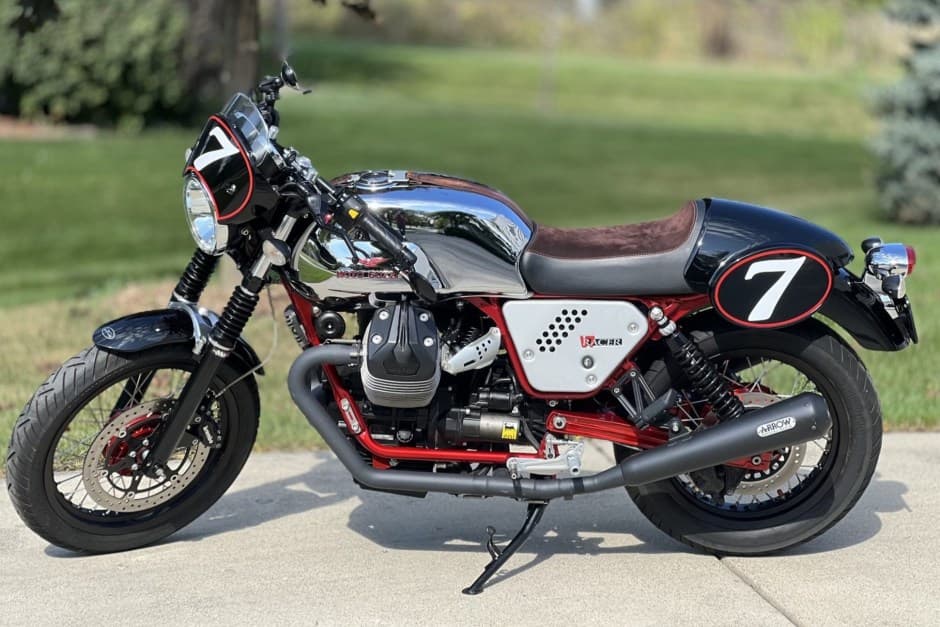 2013 Moto Guzzi V7 (2007+) sold for $5,200