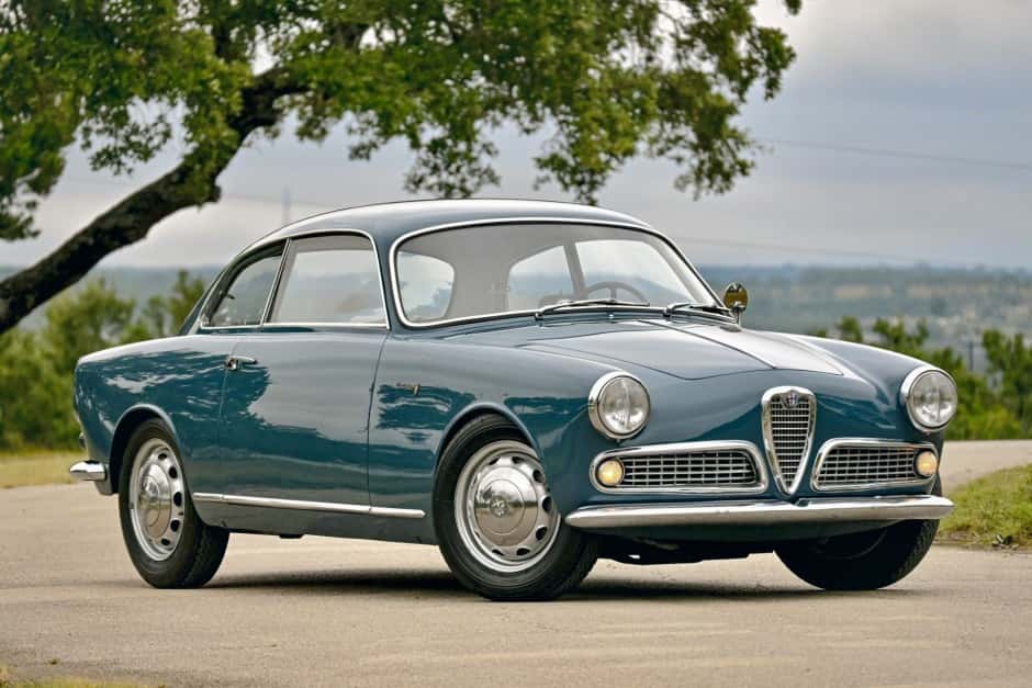 1959 Alfa Romeo 750/101 Series Giulietta & Giulia sold for $45,500