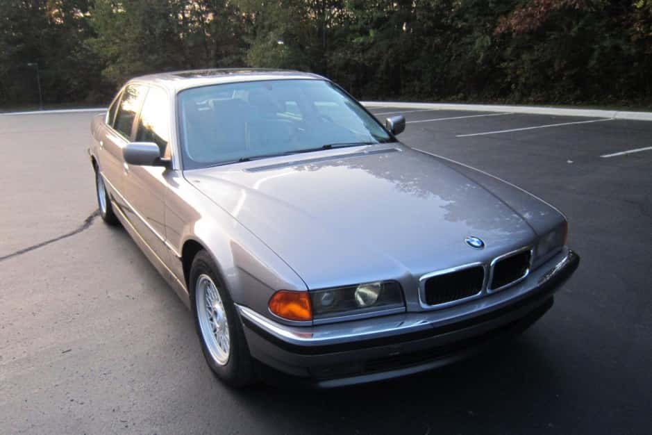 1998 BMW E38 7-Series sold for $7,500