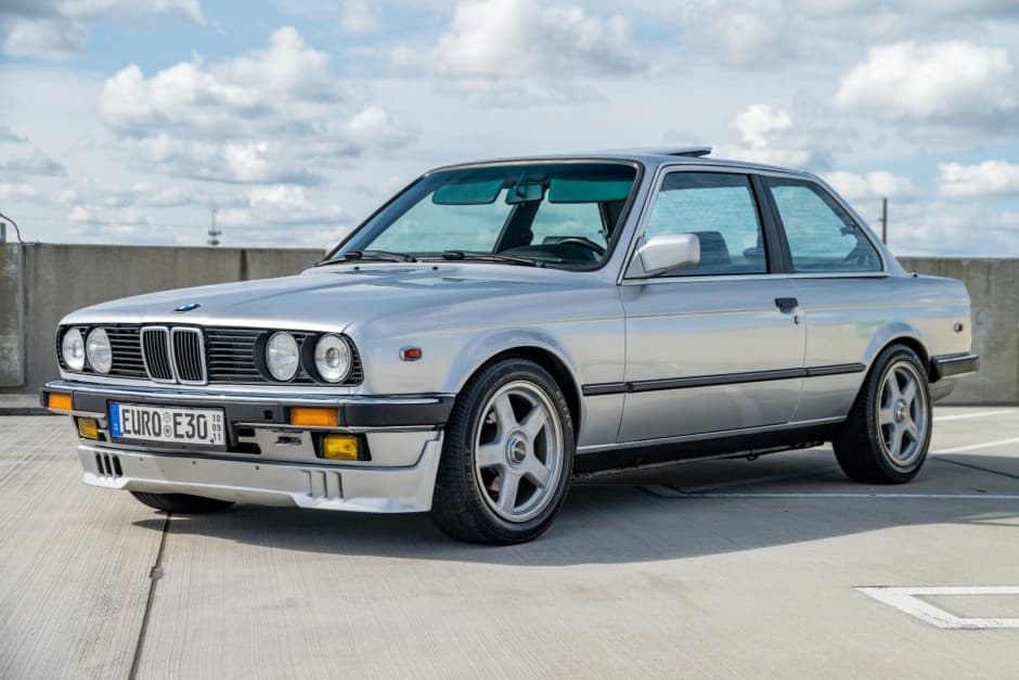 1985 BMW E30 3-Series Coupe sold for $11,500
