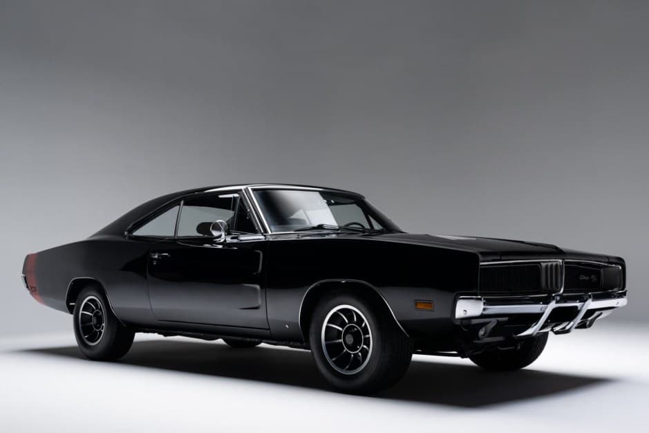 1969 Dodge Charger sold for $90,000