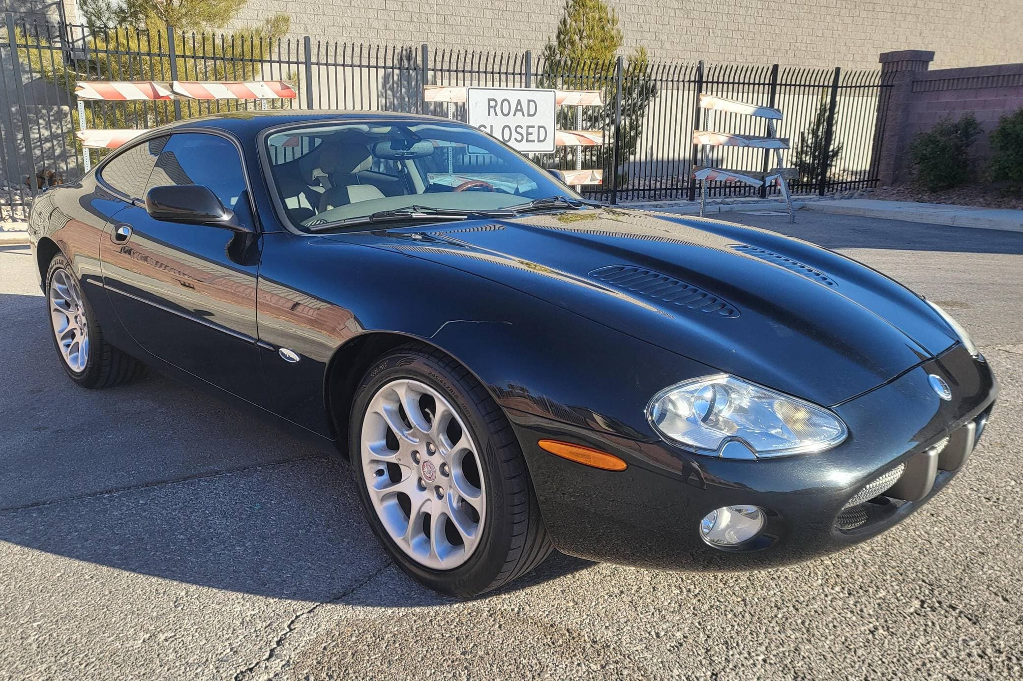 2001 Jaguar XKR sold for $6,600