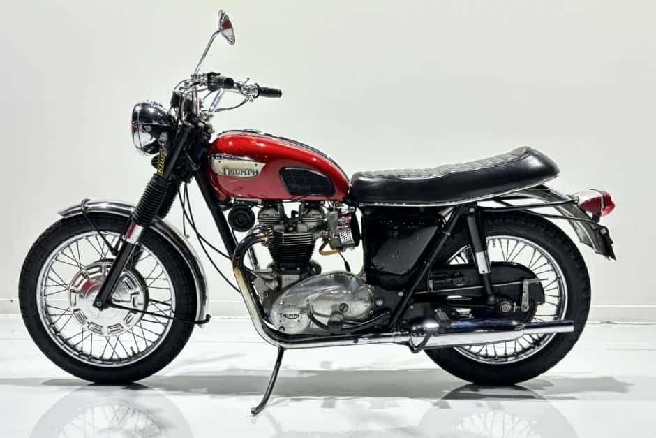 1968 Triumph Bonneville T120 sold for $7,000