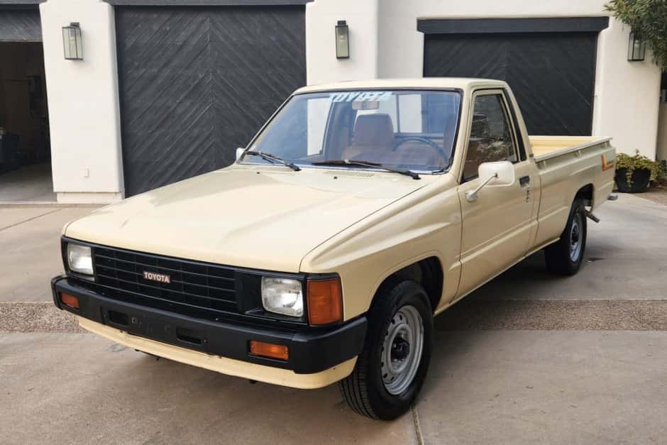 1984 Toyota Pickup (N50/N60/N70 1984-1988) sold for $7,900