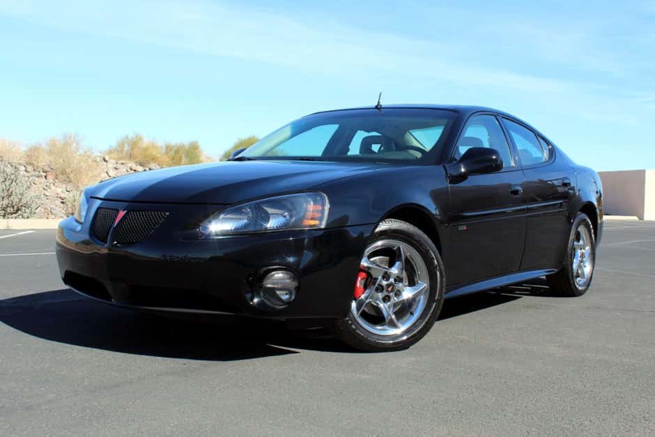 2004 Pontiac Grand Prix sold for $12,454