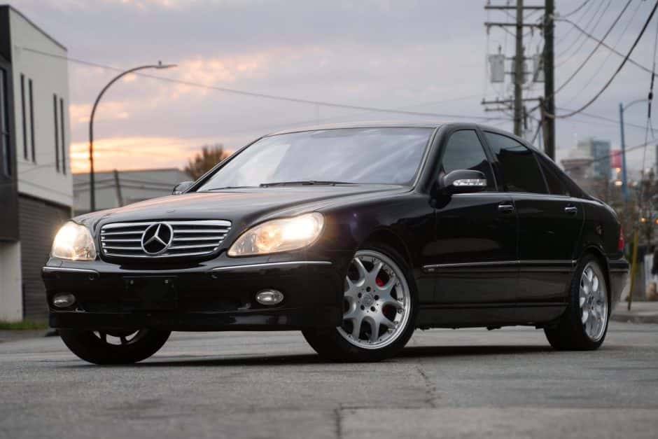 1999 Mercedes-Benz W220 S-Class sold for $26,250