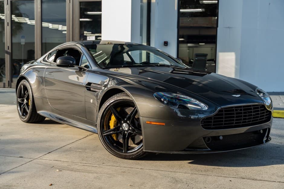 2016 Aston Martin V8 Vantage (2006+) sold for $66,666