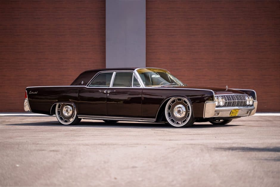 1962 Lincoln Continental (1961-1969) sold for $133,000