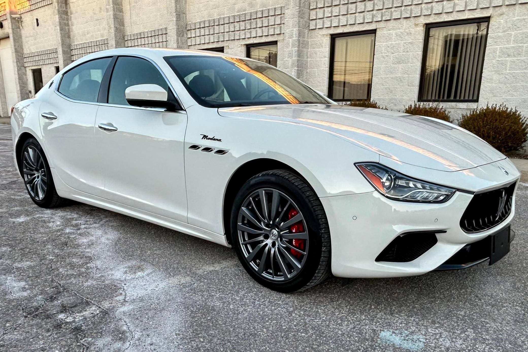 2022 Maserati Ghibli sold for $31,750