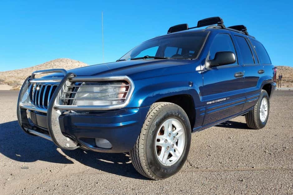 2002 Jeep WJ Grand Cherokee sold for $6,100