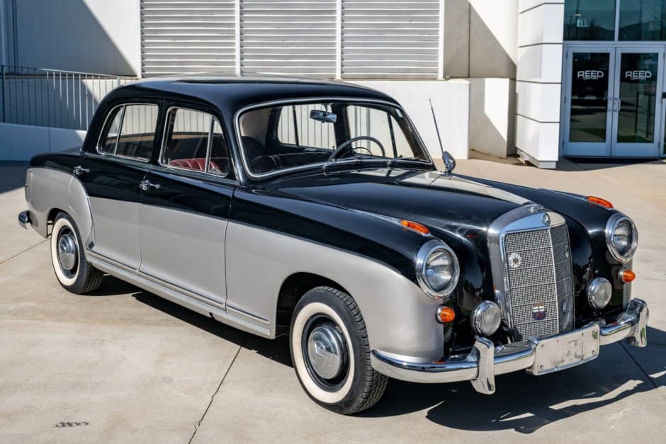 1957 Mercedes-Benz Ponton sold for $18,000