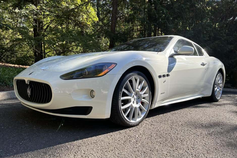 2010 Maserati GranTurismo sold for $31,000