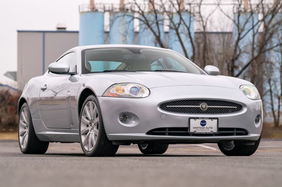 2007 Jaguar XK sold for $8,900