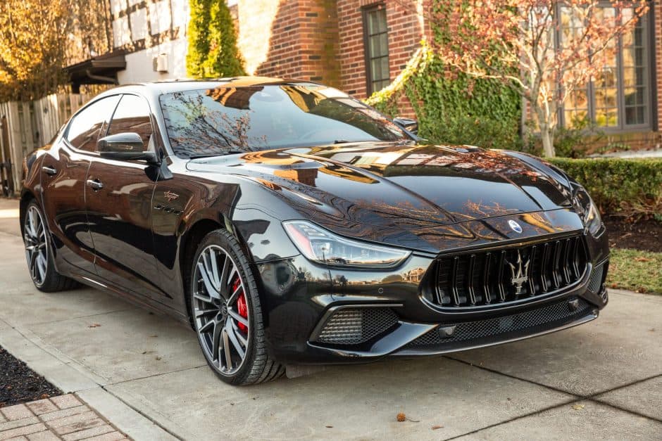 2022 Maserati Ghibli sold for $56,075