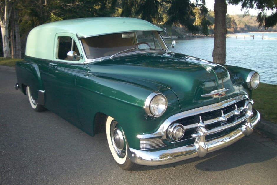 1953 Chevrolet 150, 210, & Bel Air (1953-1954) sold for $15,000
