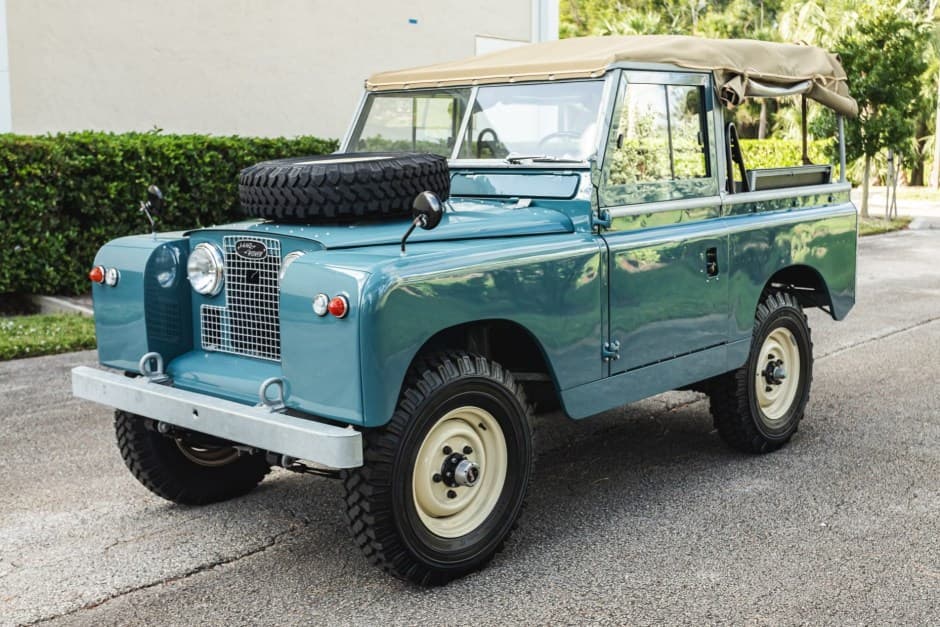 1965 Land Rover Series 88 sold for $75,000