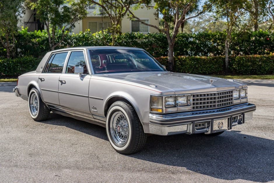 1976 Cadillac Seville sold for $13,250