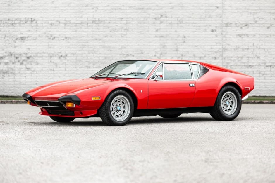 1972 DeTomaso Pantera sold for $73,555