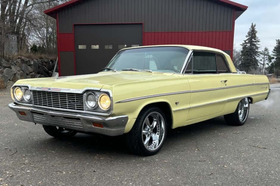 1964 Chevrolet Impala sold for $19,250