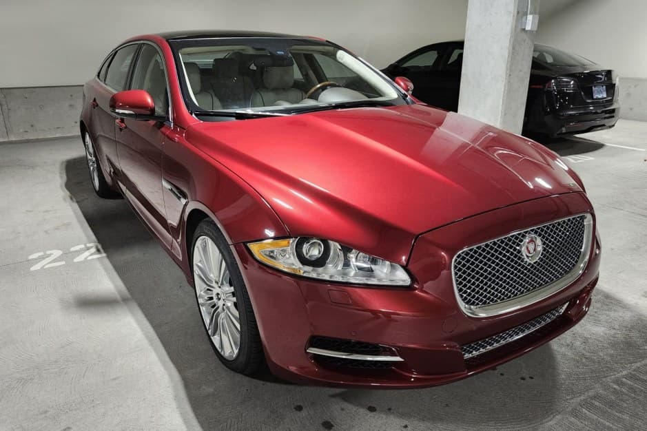 2014 Jaguar X351 XJ (2010-2019) sold for $27,500