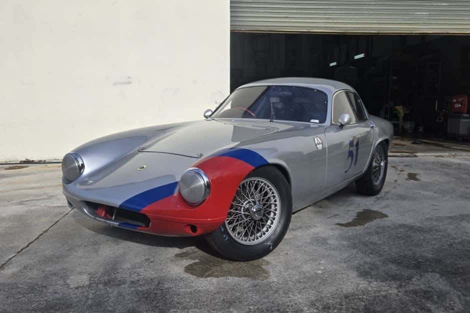 1960 Lotus Elite sold for $32,000