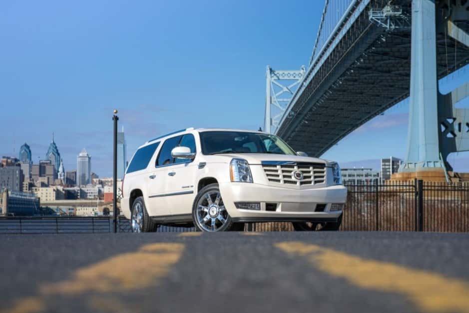 2011 Cadillac Escalade & EXT GMT900 (2007-2014) sold for $35,000