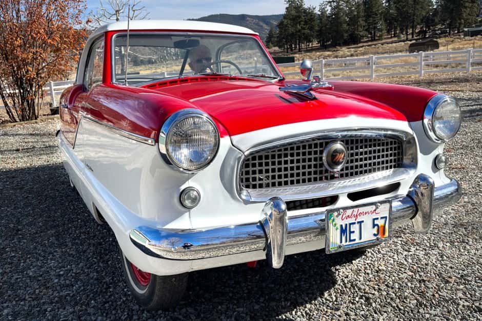 1957 Nash Metropolitan sold for $11,750