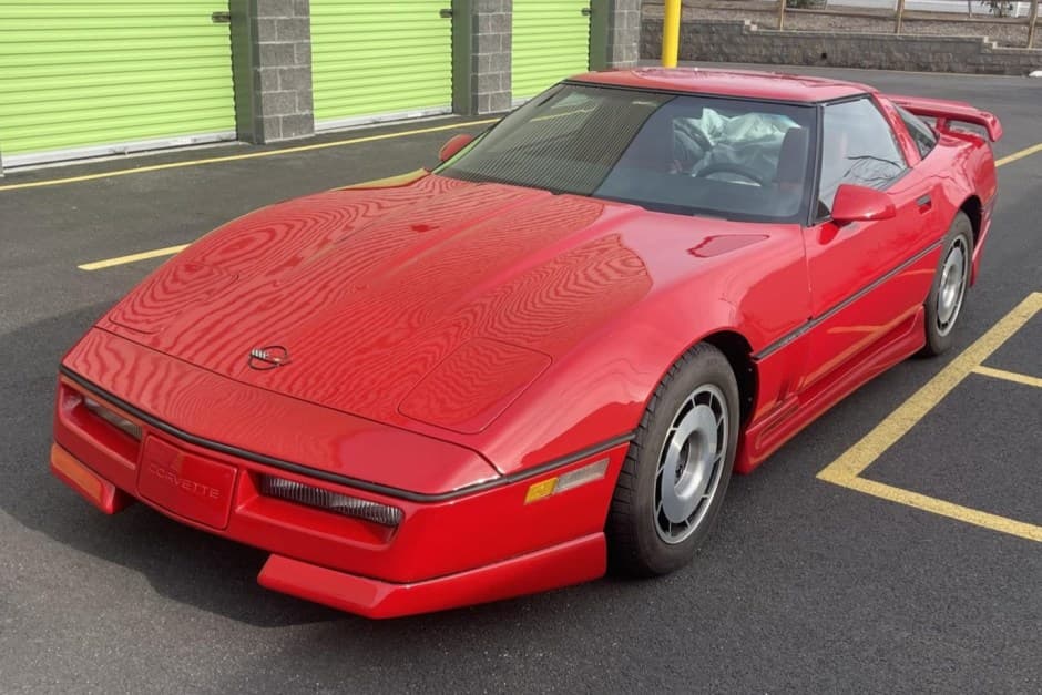 1985 Chevrolet Corvette C4 sold for $6,000