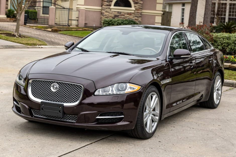 2013 Jaguar X351 XJ (2010-2019) sold for $15,500