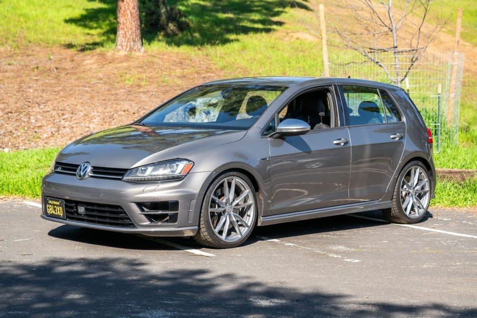 2017 Volkswagen Golf R sold for $20,250