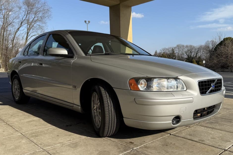 2005 Volvo sold for $6,500