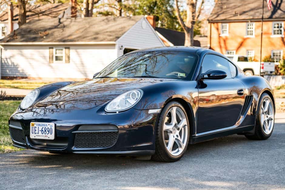 2008 Porsche 987 Cayman sold for $20,750