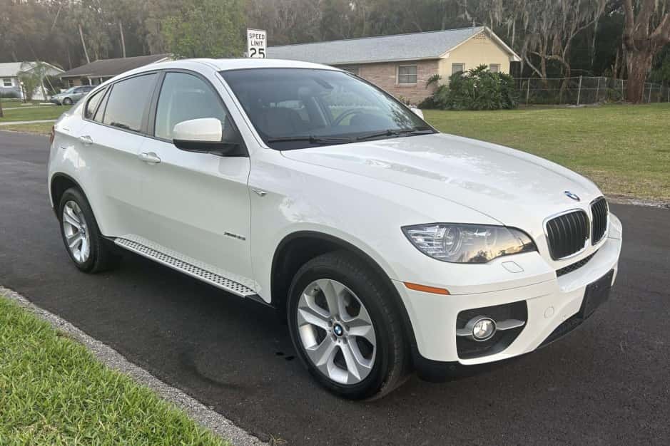 2011 BMW X6 sold for $17,250