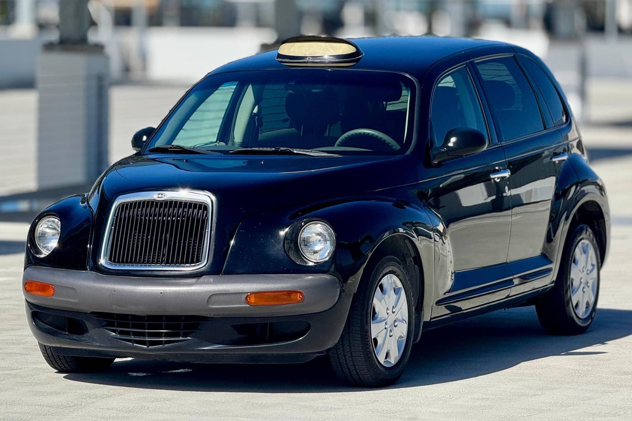 2001 Chrysler PT Cruiser sold for $3,189