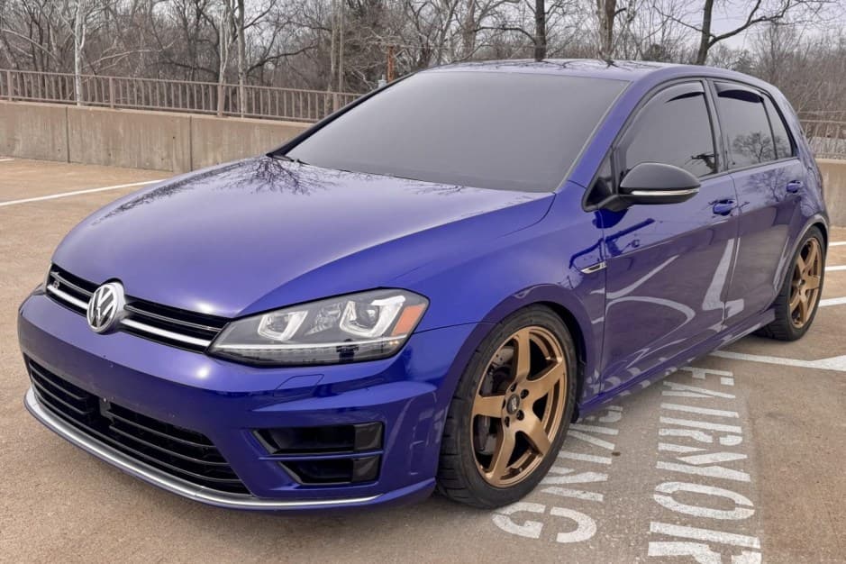2017 Volkswagen Golf R sold for $19,500