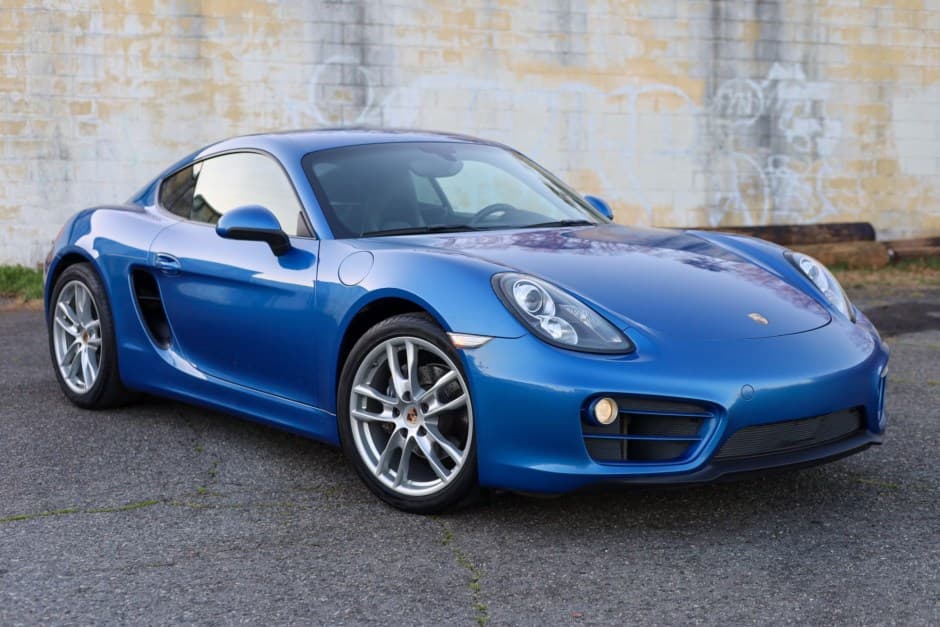 2014 Porsche 981 Cayman sold for $25,850