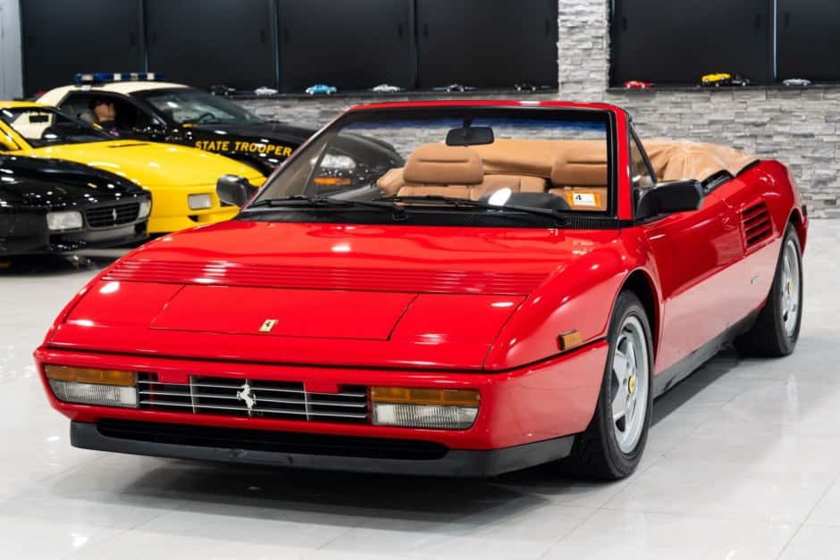 1989 Ferrari Mondial sold for $72,500