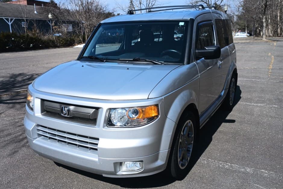2007 Honda Element sold for $8,750