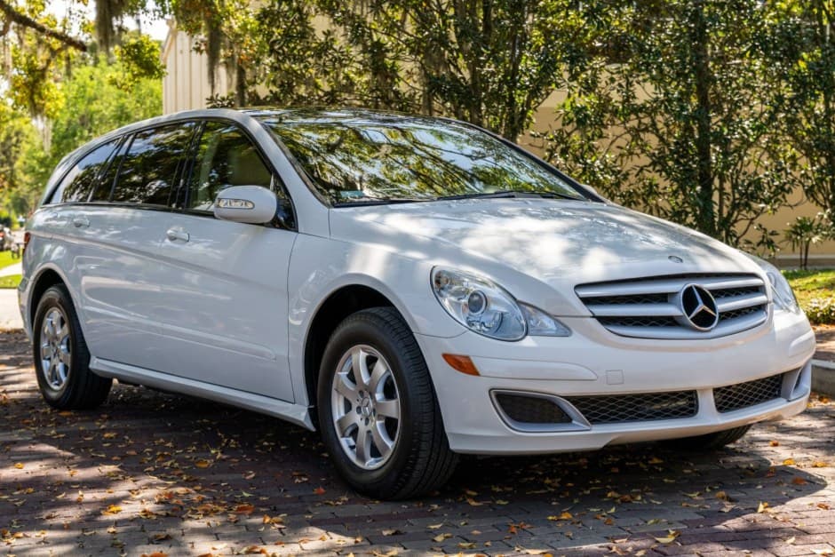 2006 Mercedes-Benz W251 R-Class sold for $8,700