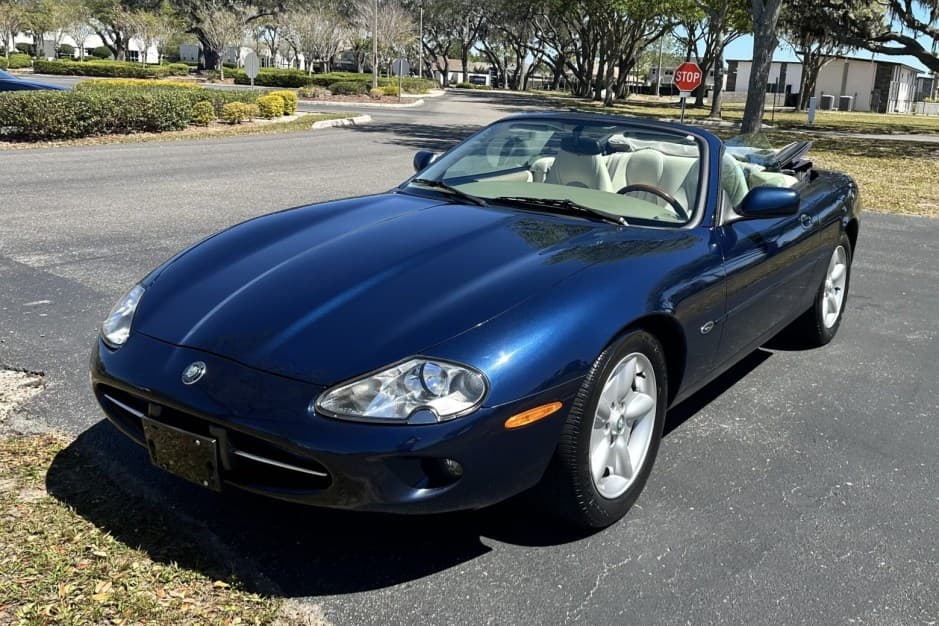 1999 Jaguar XK8 sold for $8,500