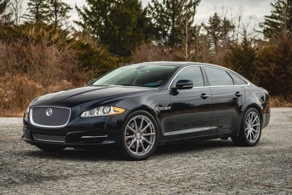 2012 Jaguar X351 XJ (2010-2019) sold for $11,750