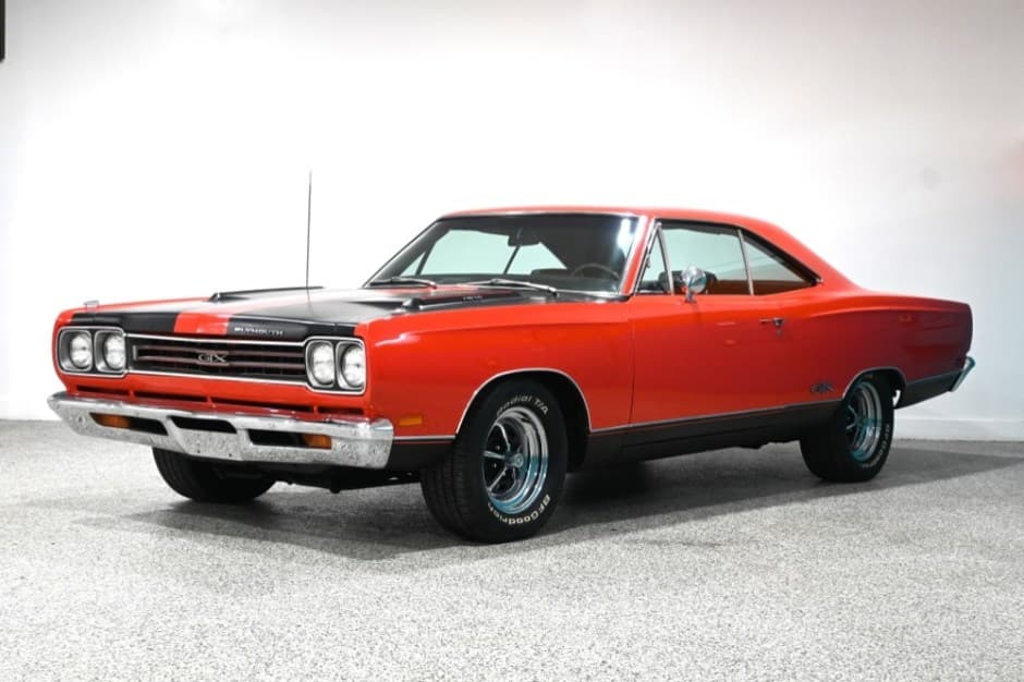 1969 Plymouth GTX sold for $71,500