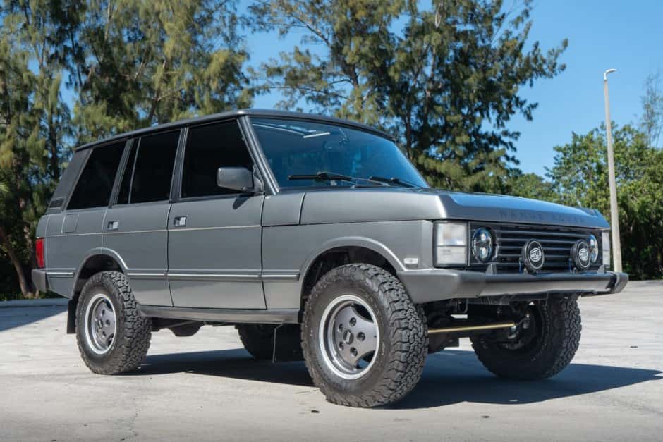 1991 Land Rover Range Rover Classic sold for $15,000