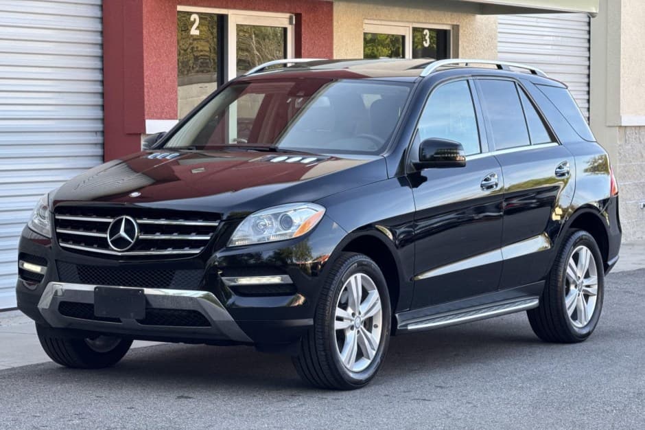 2013 Mercedes-Benz M-Class & GLE-Class sold for $15,300