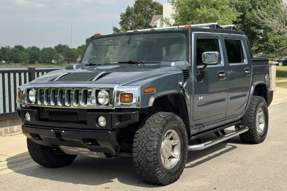 2005 Hummer H2 sold for $19,000