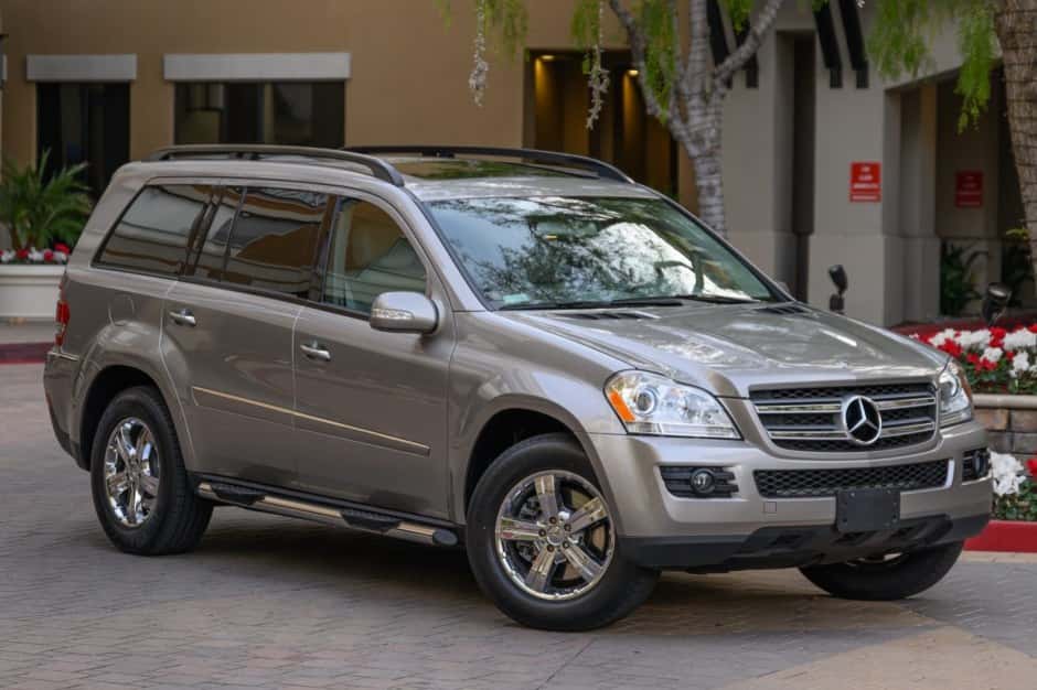 2007 Mercedes-Benz GL & GLS-Class sold for $13,600