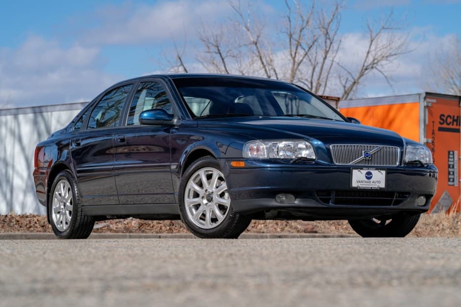 2003 Volvo sold for $11,500