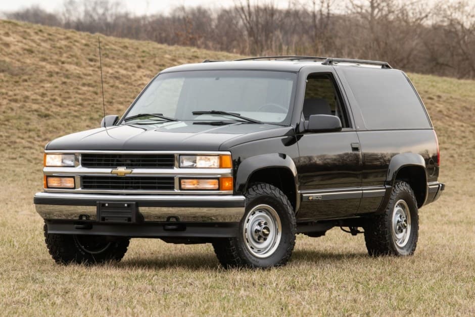 1995 Chevrolet Tahoe GMT400 sold for $36,250