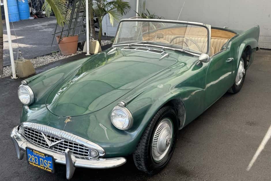 1963 Daimler SP250 sold for $14,250