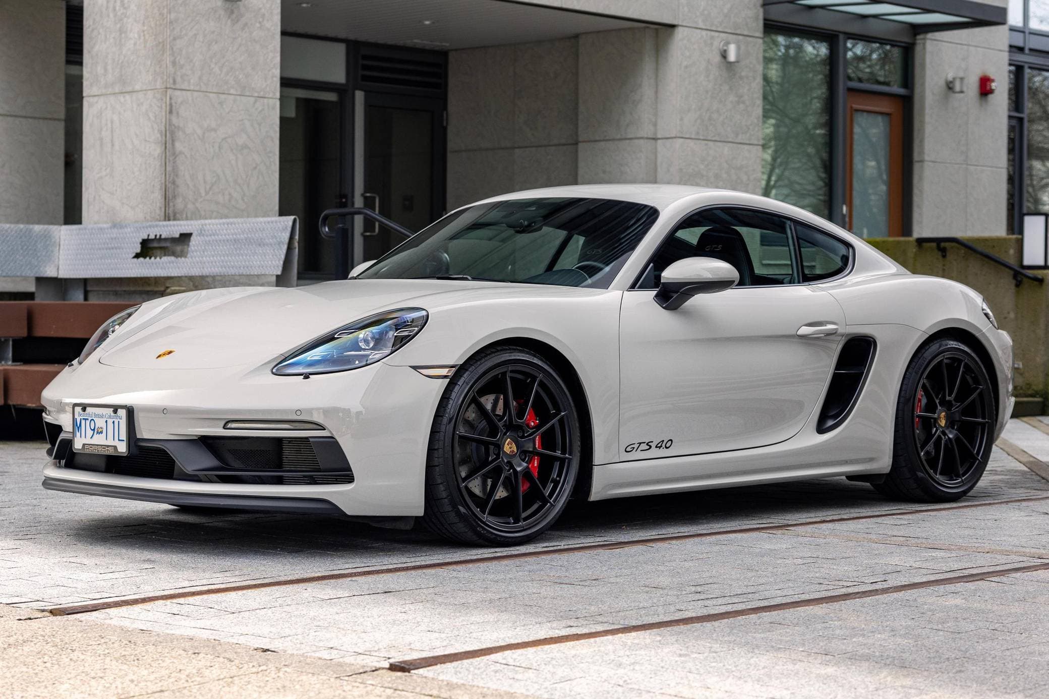 2022 Porsche 718 Cayman sold for $80,430